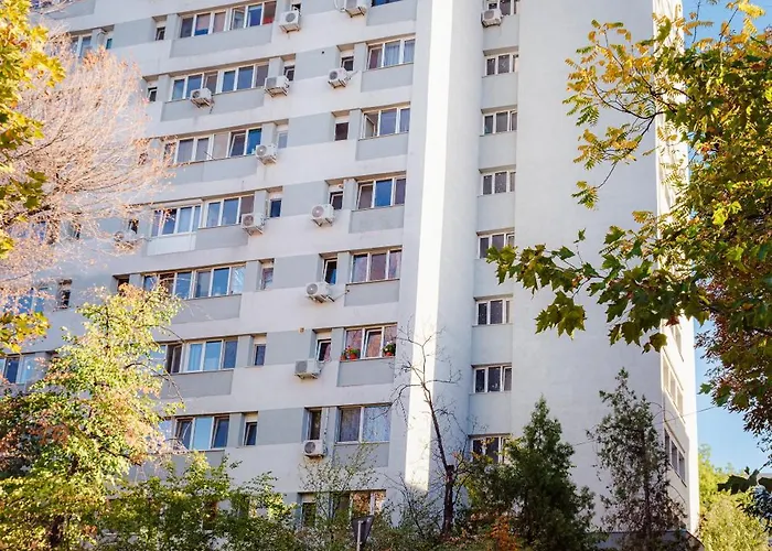 Daire Premium Next To National Arena & Park