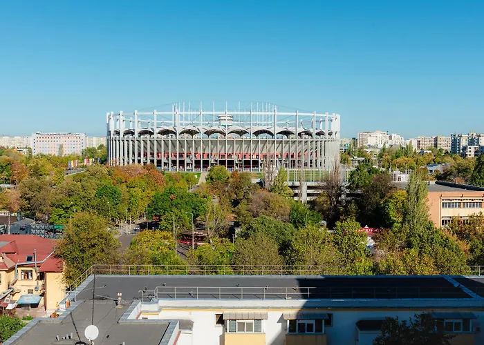 Premium Next To National Arena & Park 아파트 *